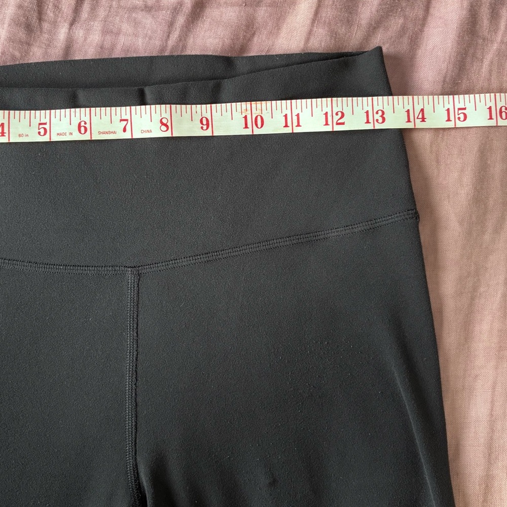 TNA Black High-Rise Leggings - Picture 10 of 11